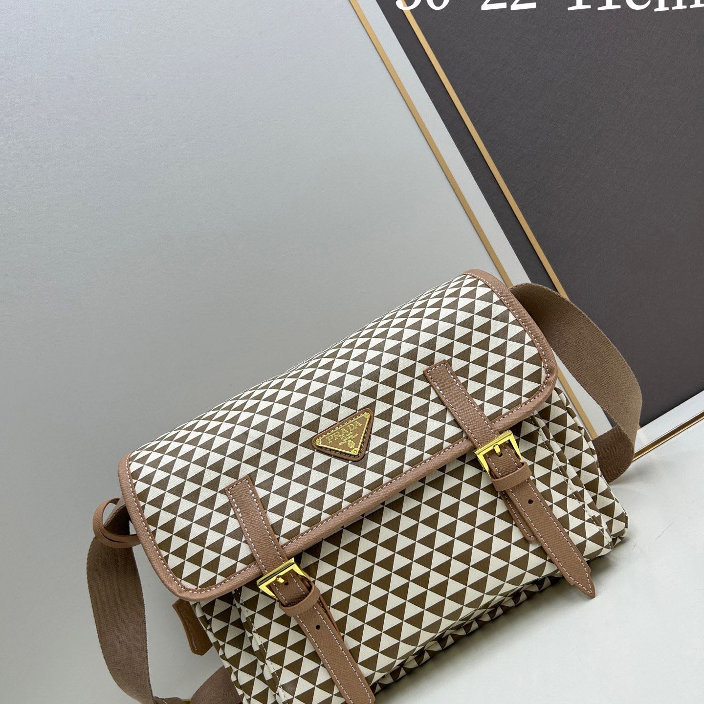Pra*a satchel bags
